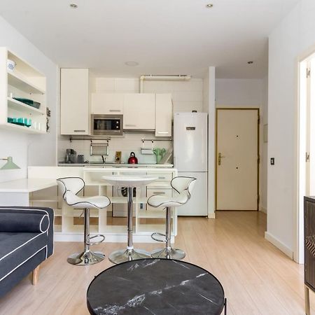 Bright Modern -1Bedroom 1Bath -Cuatro Caminos マドリード エクステリア 写真