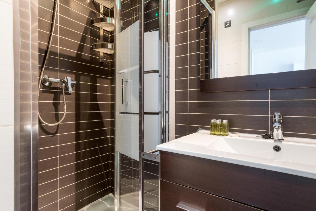 Bright Modern -1Bedroom 1Bath -Cuatro Caminos マドリード エクステリア 写真